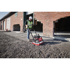 Plaque Vibrante MX FUEL™ MXF PC50-122 Milwaukee | 4933493268
