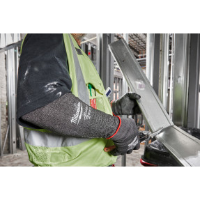 Manchettes anti-coupure Milwaukee Cut E Sleeves | EN388 Niveau E