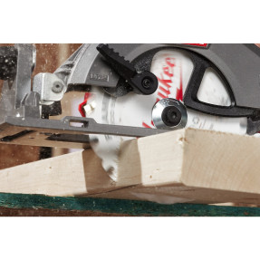 Milwaukee M12 FCS442-502X | Scie circulaire compacte 46 mm