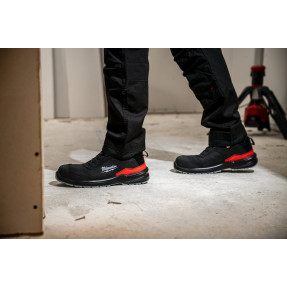 Chaussure sécurité Flextred™ S3S ESD Milwaukee – Tige basse sans métal