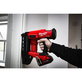 M18 FN16GS-0X Milwaukee : Cloueur finition 16G sans fil FUEL™