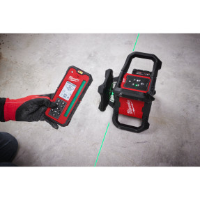 M18 RLOHVG300-501C : Laser rotatif vert ONE-KEY™ 300m Milwaukee