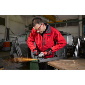 Meuleuse Milwaukee AG 800-125 E — 125 mm, 800 W, 2 kg