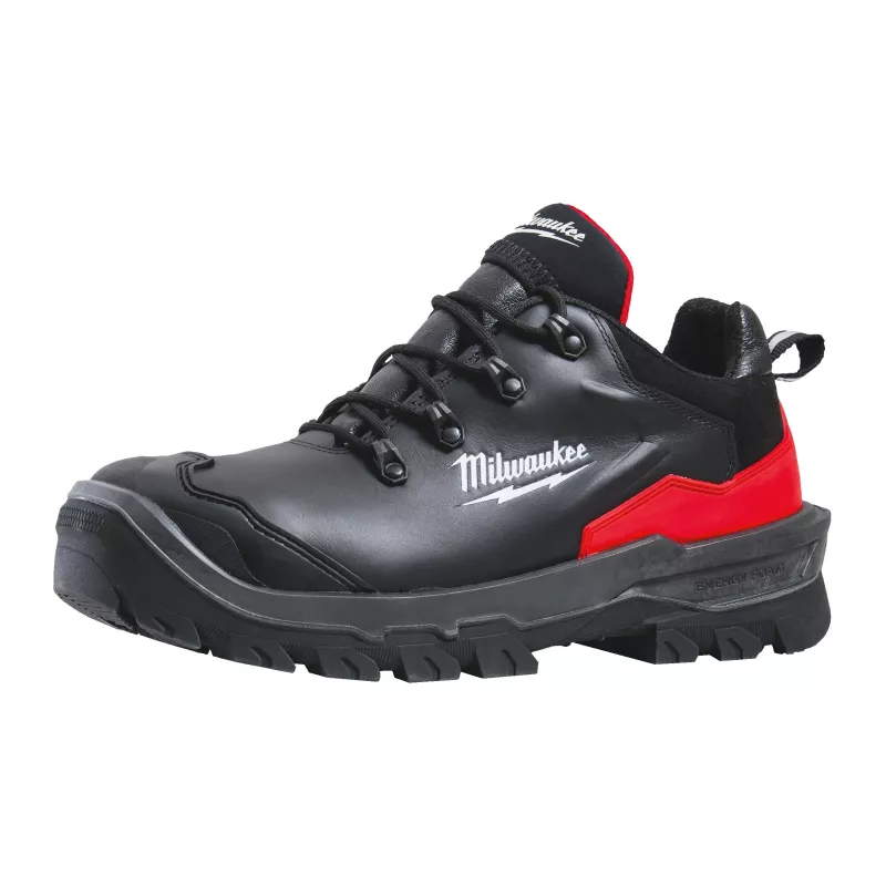 Chaussure ARMOURTRED S3S Milwaukee | Sécurité & Confort Terrain