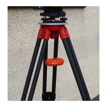 Attache fil à plomb pour balise amovible